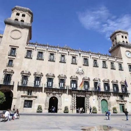 Bright Flat With View To The Castle And The Museum Apartamento Alicante Exterior foto